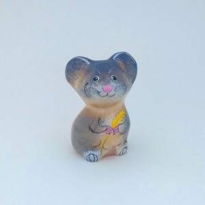 Сувенир из селенита "Мышь с колоском" - Кунгурский сувенир - доставка по России. Заказать сейчас!
